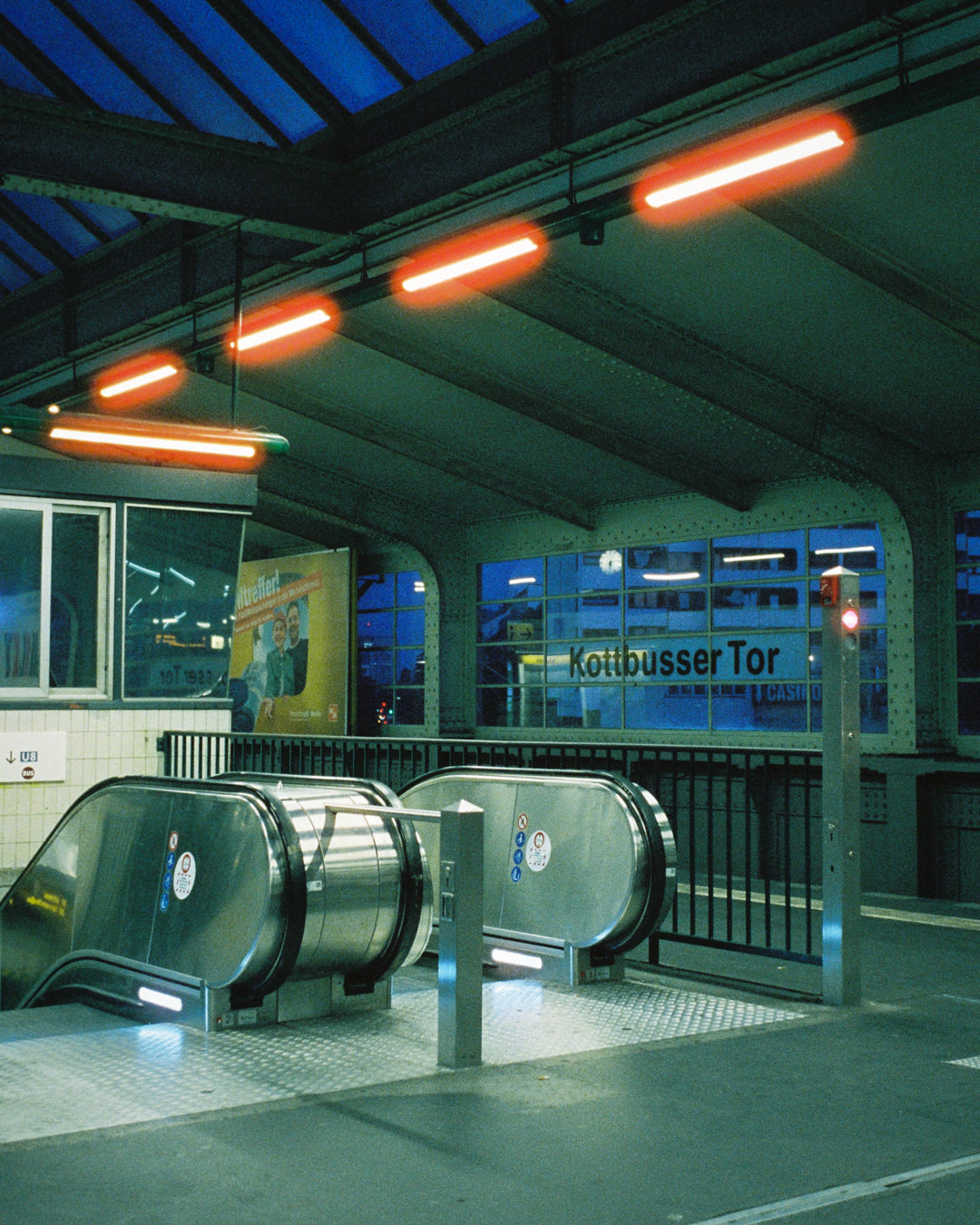 Night Photography on Cinestill 800T with Marcel Wiest